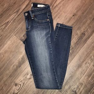 Jessica Simpson skinny jeans size 24